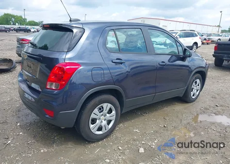 2018 Chevrolet Trax Ls z USA, uszkodzony, nr VIN 3GNCJKSB2JL416826
